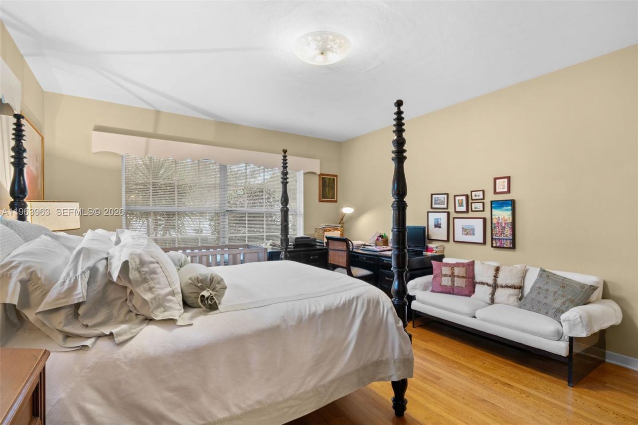 1255 Algardi Ave, Coral Gables, FL 33146 Photo