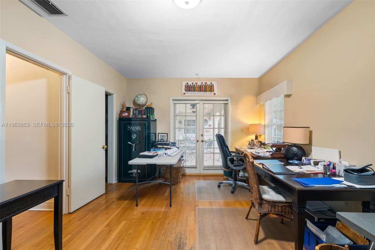 1255 Algardi Ave, Coral Gables, FL 33146 Photo