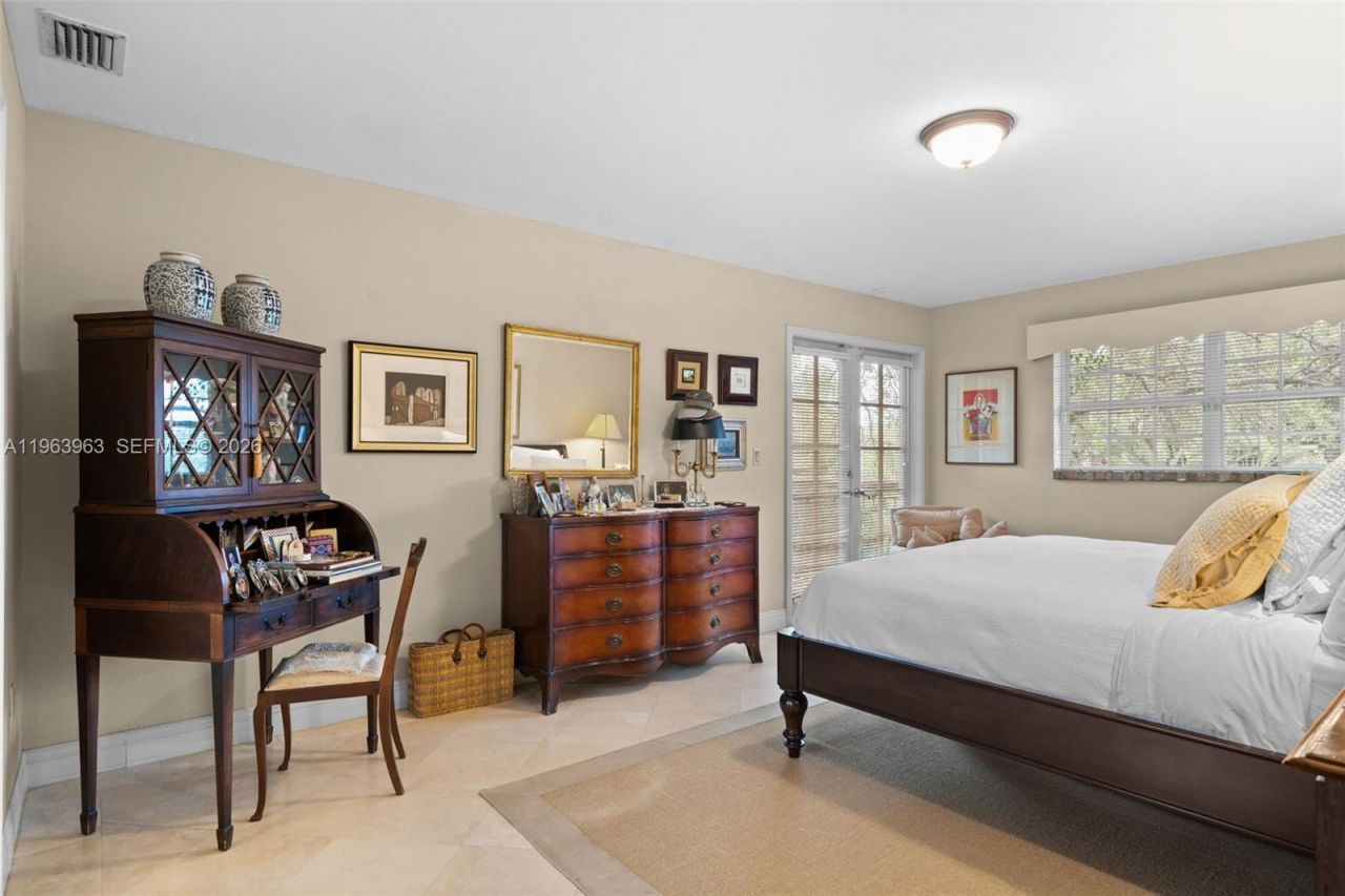 1255 Algardi Ave, Coral Gables, FL 33146 Photo