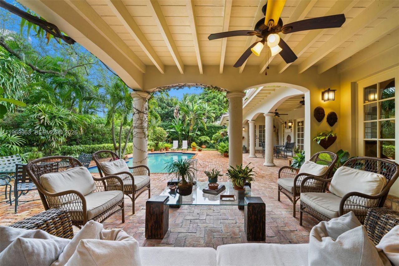 1255 Algardi Ave, Coral Gables, FL 33146 Photo
