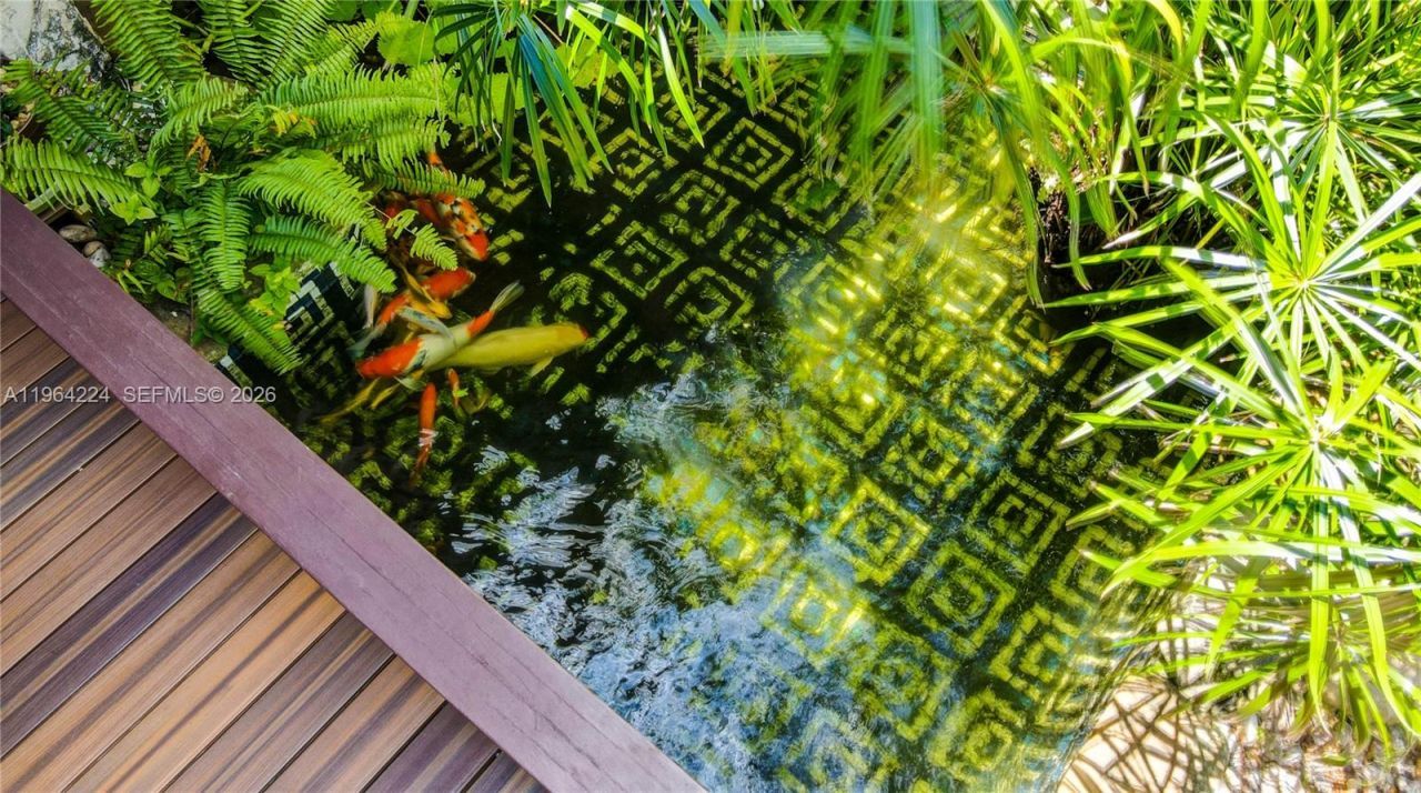 913 Diplomat Parkway, Hallandale Beach, FL 33009 Photo