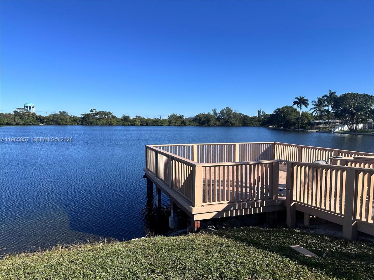 2223 Park Ln, Unit 304, Hollywood, FL 33021 Photo