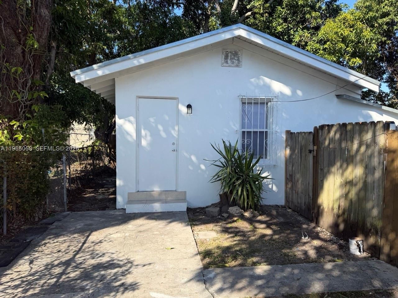 1225 NW 45th St, Unit 2, Miami, FL 33142 Photo