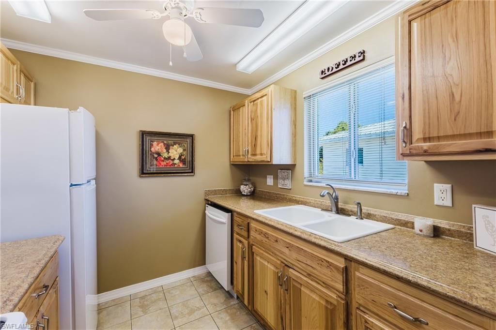 431 Van Buren St, Unit C8, Fort Myers, FL 33916 Photo