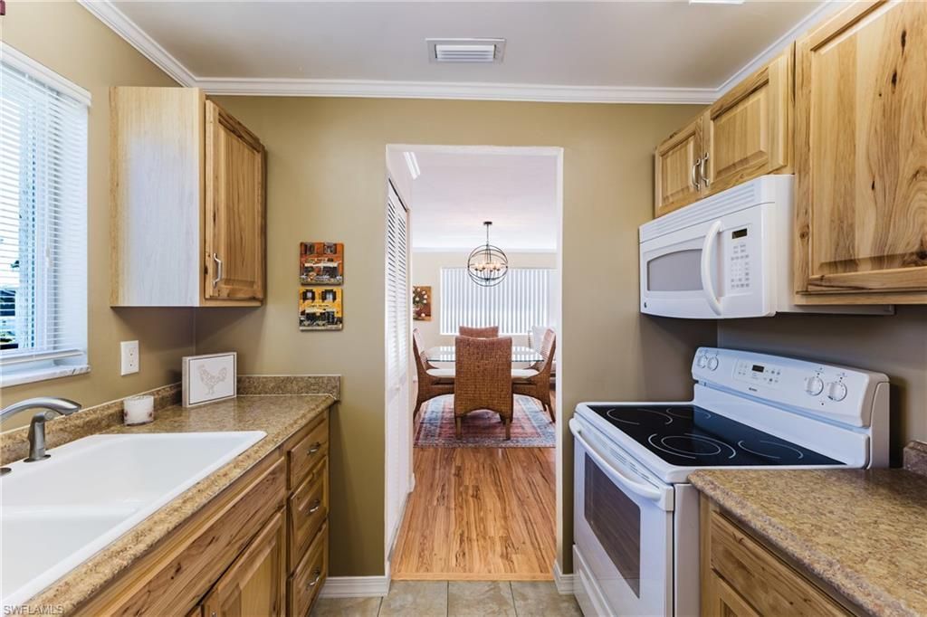 431 Van Buren St, Unit C8, Fort Myers, FL 33916 Photo