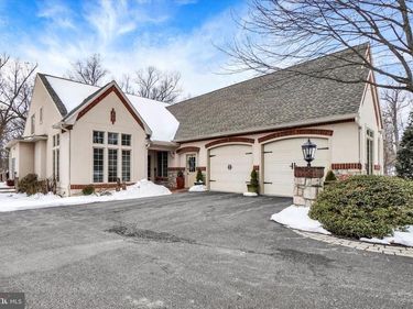 130 VALMERE PATH, YORK, PA 17403