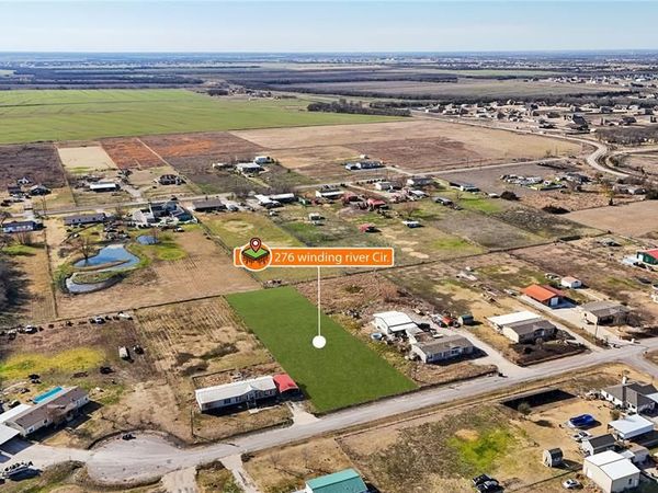 276 Winding River Circle, Farmersville, TX 75442