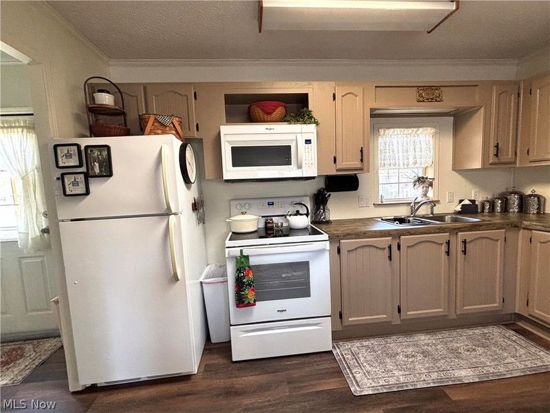 1229 Columbiana Lisbon Road, Unit 76, Columbiana, OH 44408 Photo 12