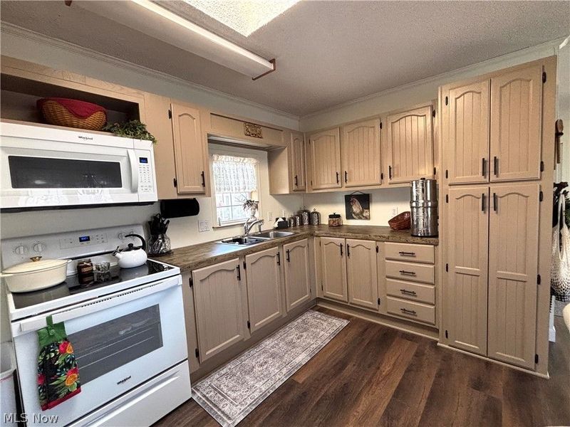 1229 Columbiana Lisbon Road, Unit 76, Columbiana, OH 44408 Photo 13