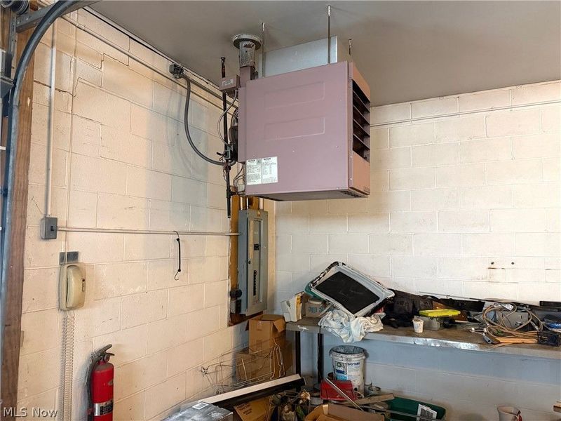 816 Cleveland Avenue NW, Canton, OH 44702 Photo 5