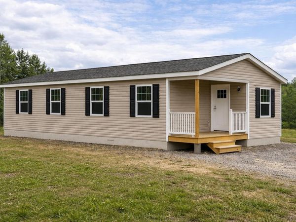 5 Corbyn Way, Livermore, ME 04253