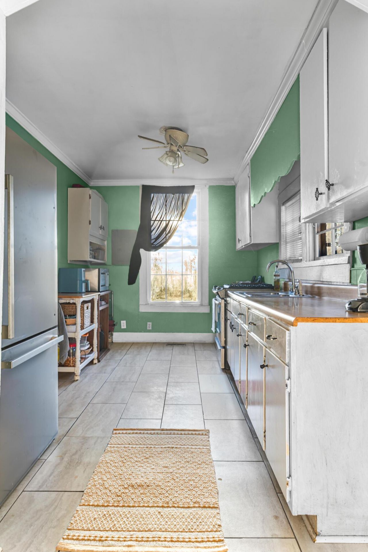 216 Sumter Street Photo 13