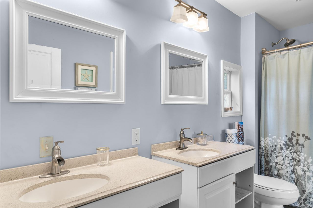 216 Sumter Street Photo 16