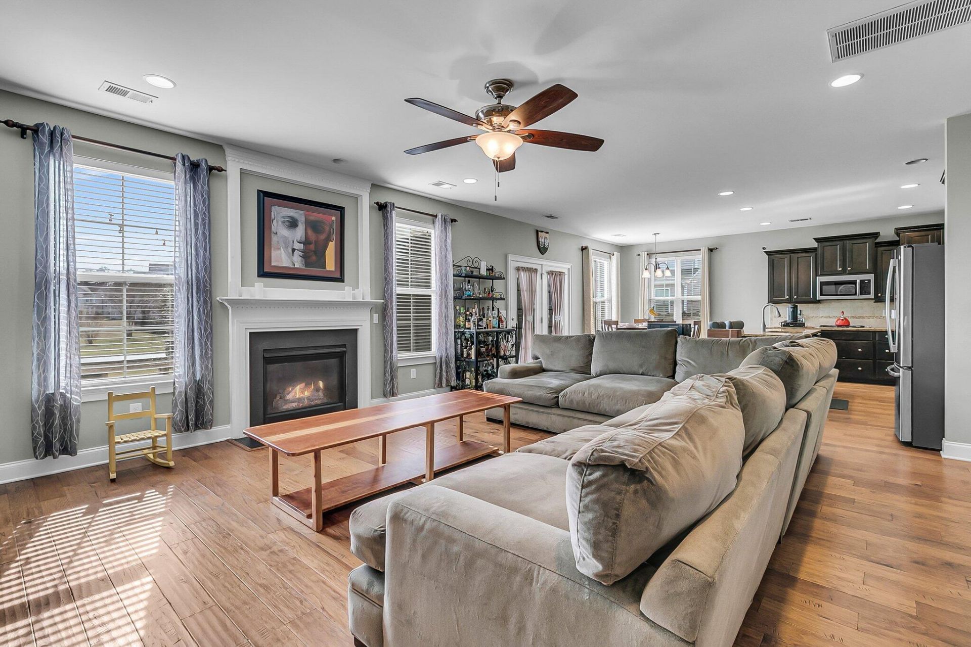 219 Daybreak Boulevard Photo 11