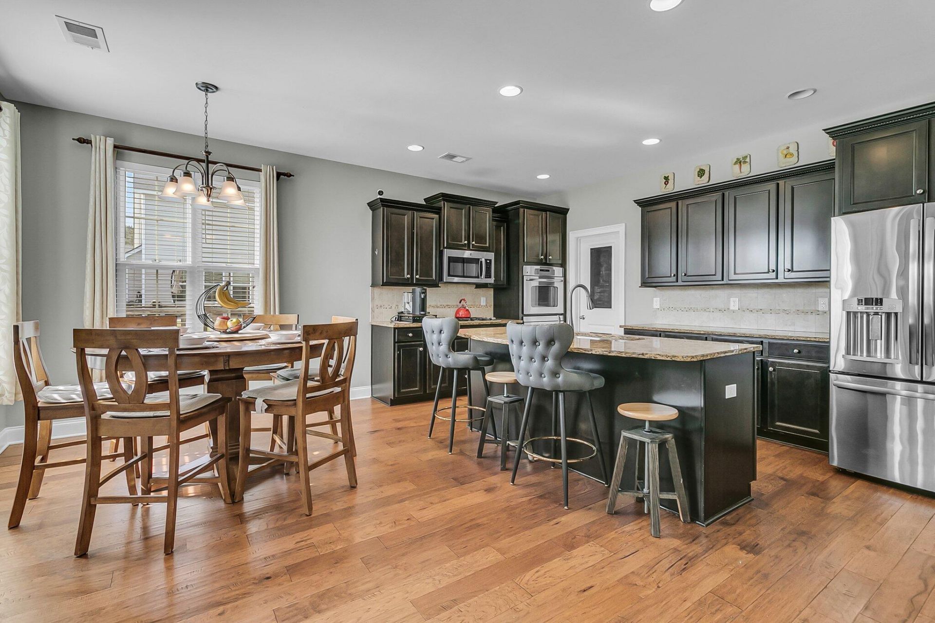 219 Daybreak Boulevard Photo 12