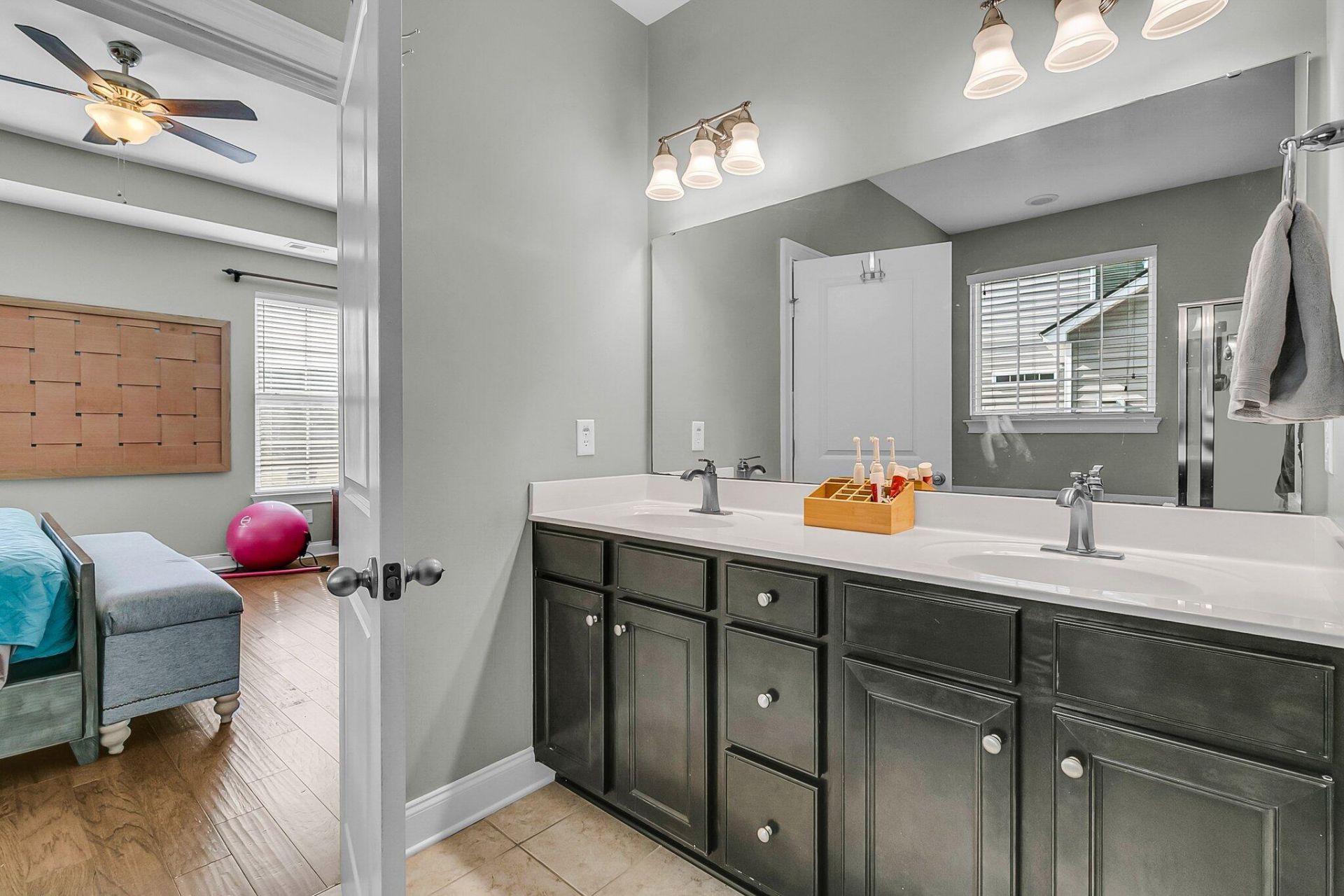 219 Daybreak Boulevard Photo 27