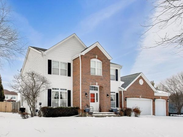 1158 Vista Drive, Gurnee, IL 60031