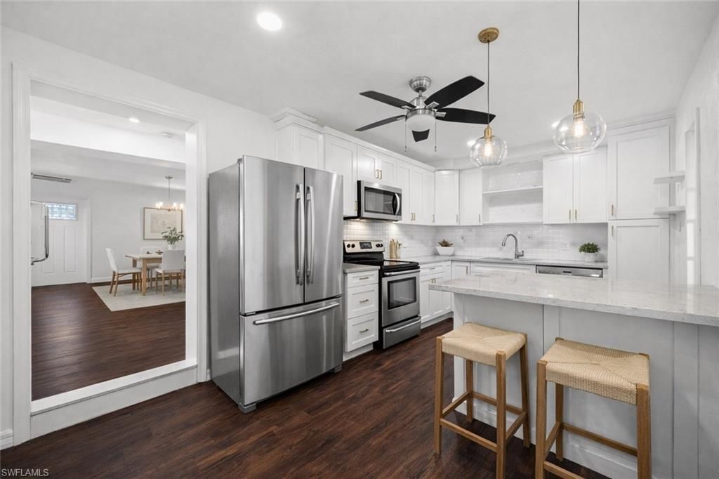 715 10th St N, Naples, FL 34102 Photo