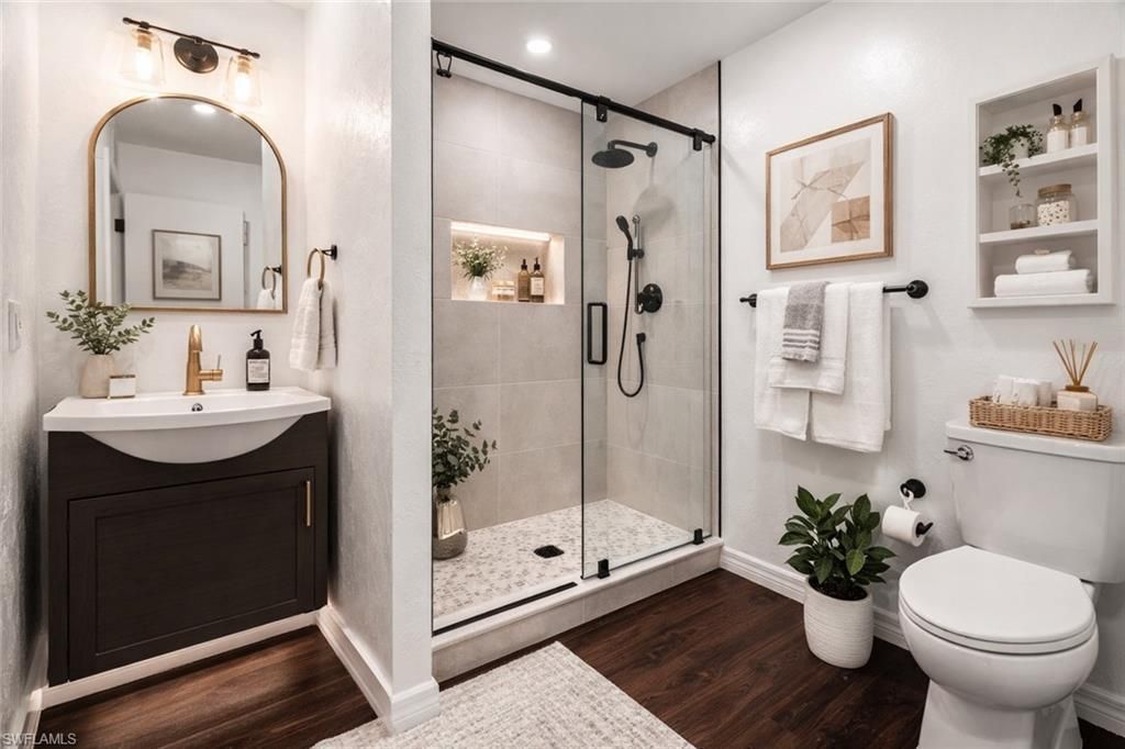 715 10th St N, Naples, FL 34102 Photo