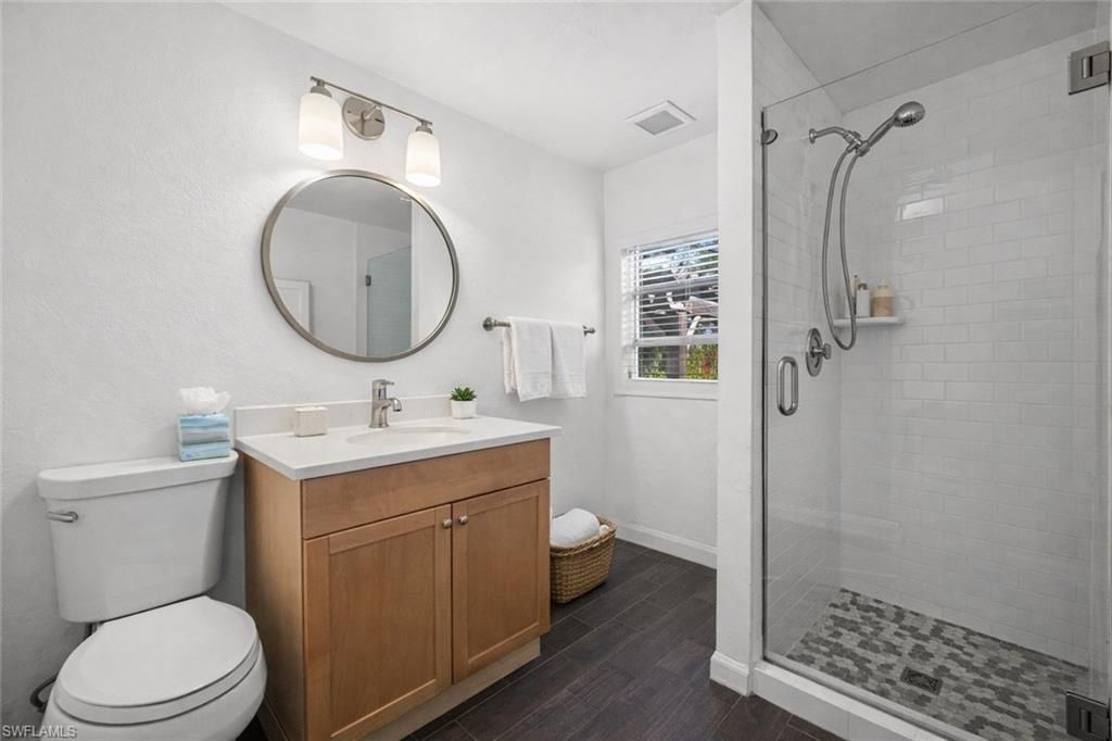 715 10th St N, Naples, FL 34102 Photo