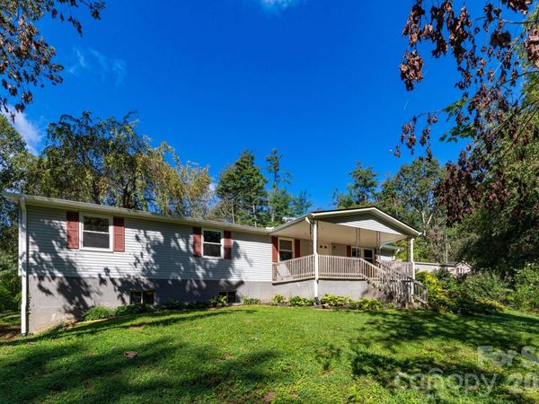 38 Mountainberry Lane , Fairview, NC 28730