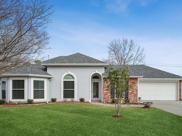 304 DANA Avenue, Abita Springs, LA 70420