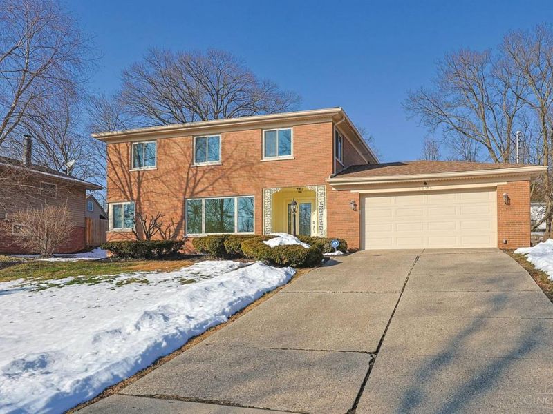 1006 Pineknot Drive, Delhi Twp, OH 45238 Photo 2