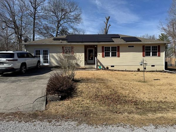 15 Rena Circle, Crossville, TN 38572
