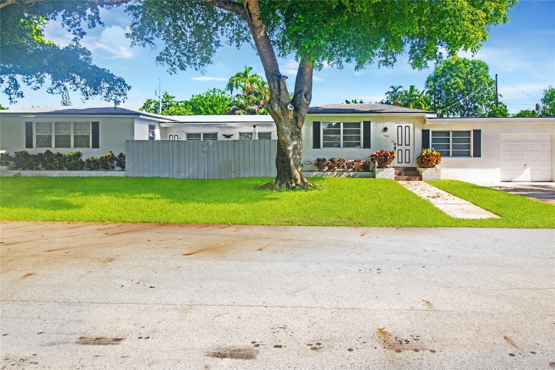 1625 Cleveland St, Hollywood, FL 33020 Photo