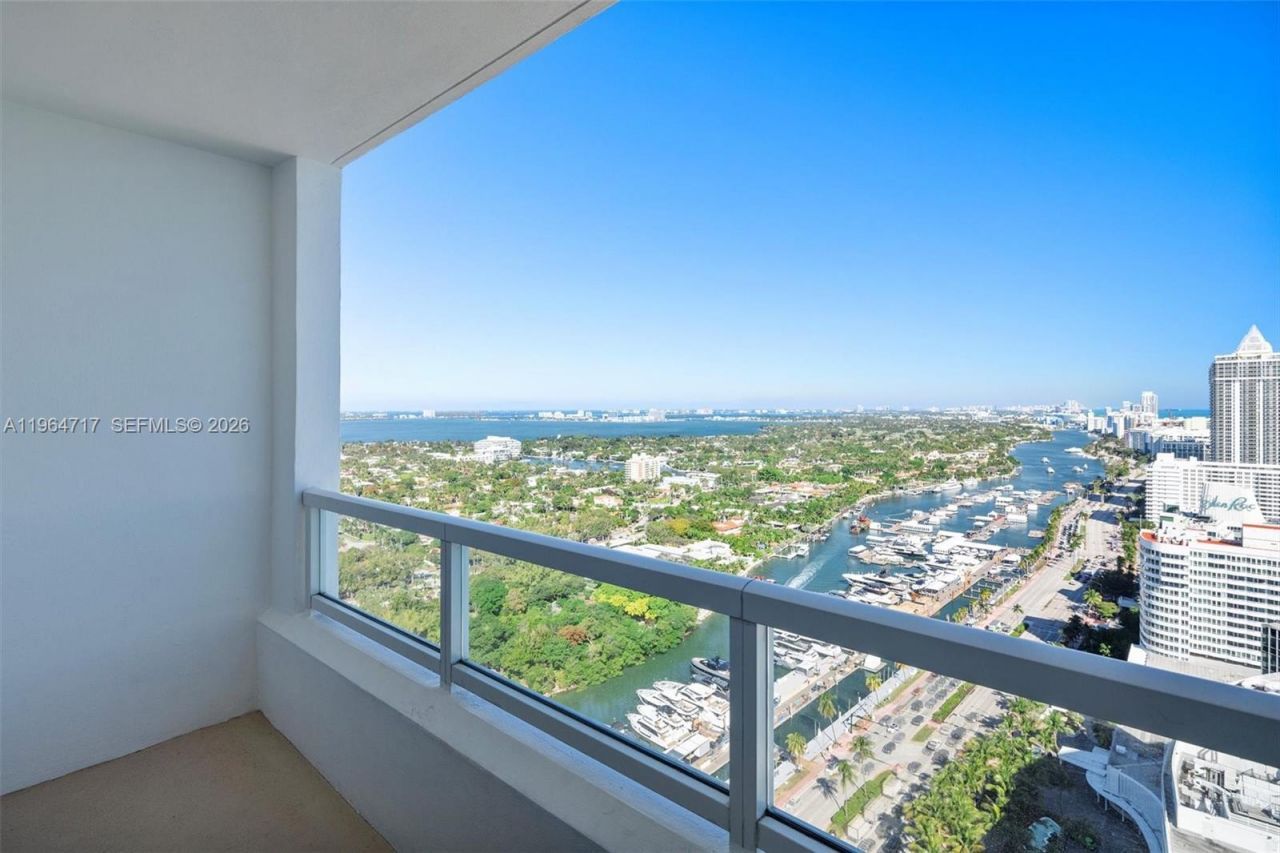 4401 Collins Ave, Unit 3209, Miami Beach, FL 33140 Photo