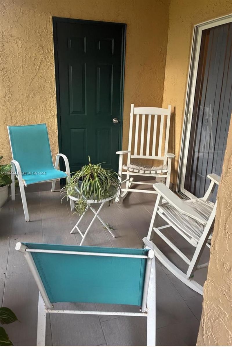 949 Riverside Drive, Unit 417, Coral Springs, FL 33071 Photo