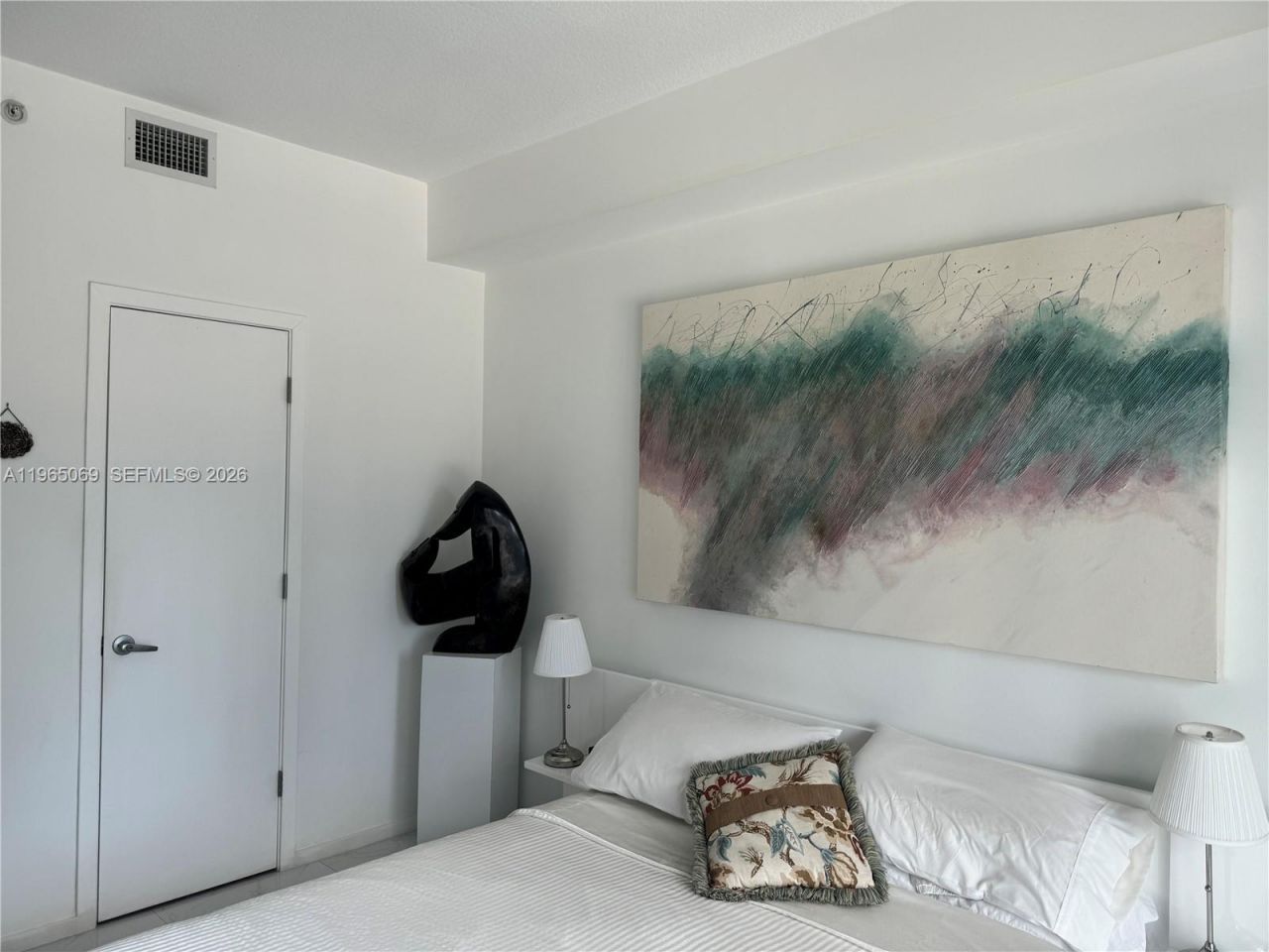 1111 SW 1st Ave , Unit 2622-N, Miami, FL 33130 Photo