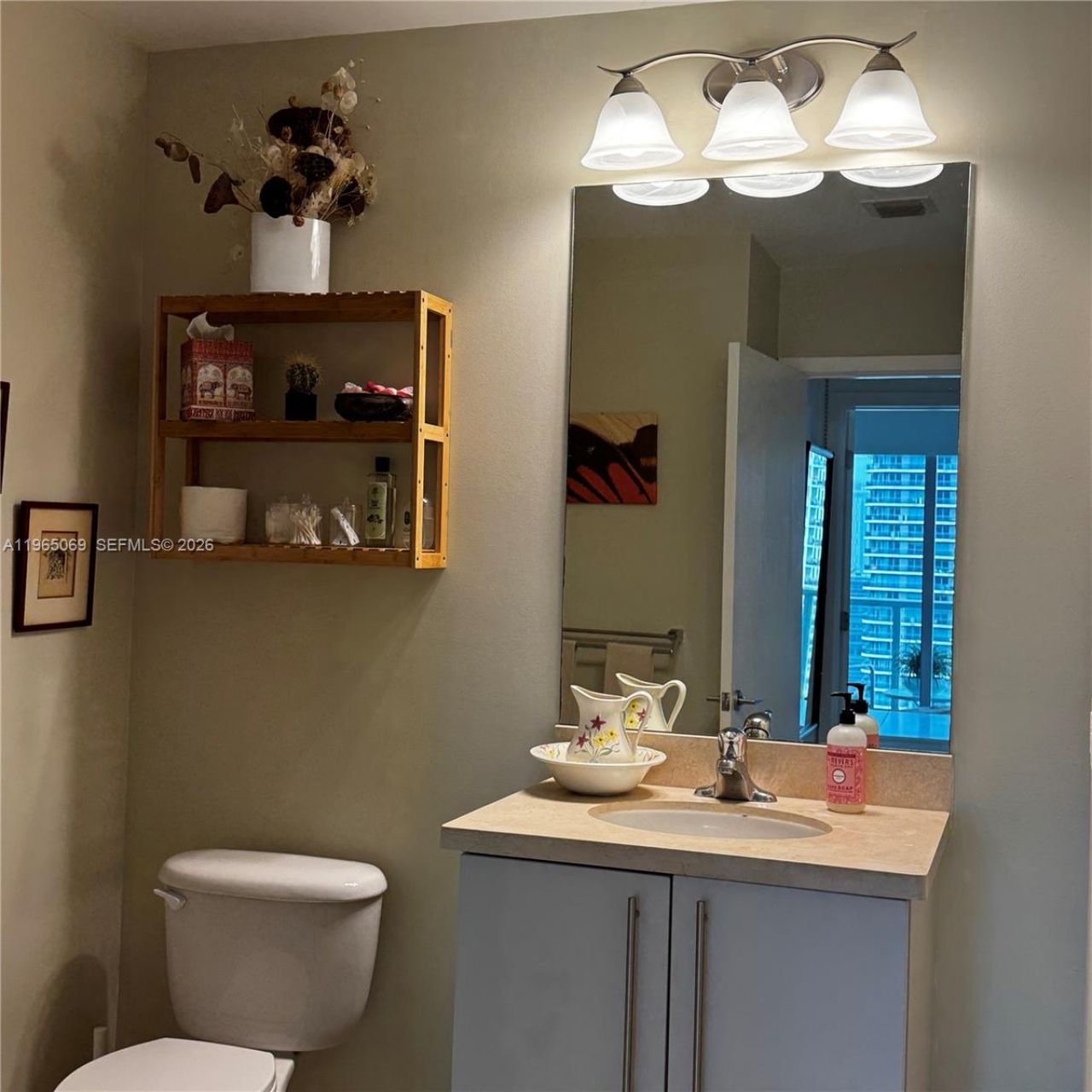 1111 SW 1st Ave , Unit 2622-N, Miami, FL 33130 Photo