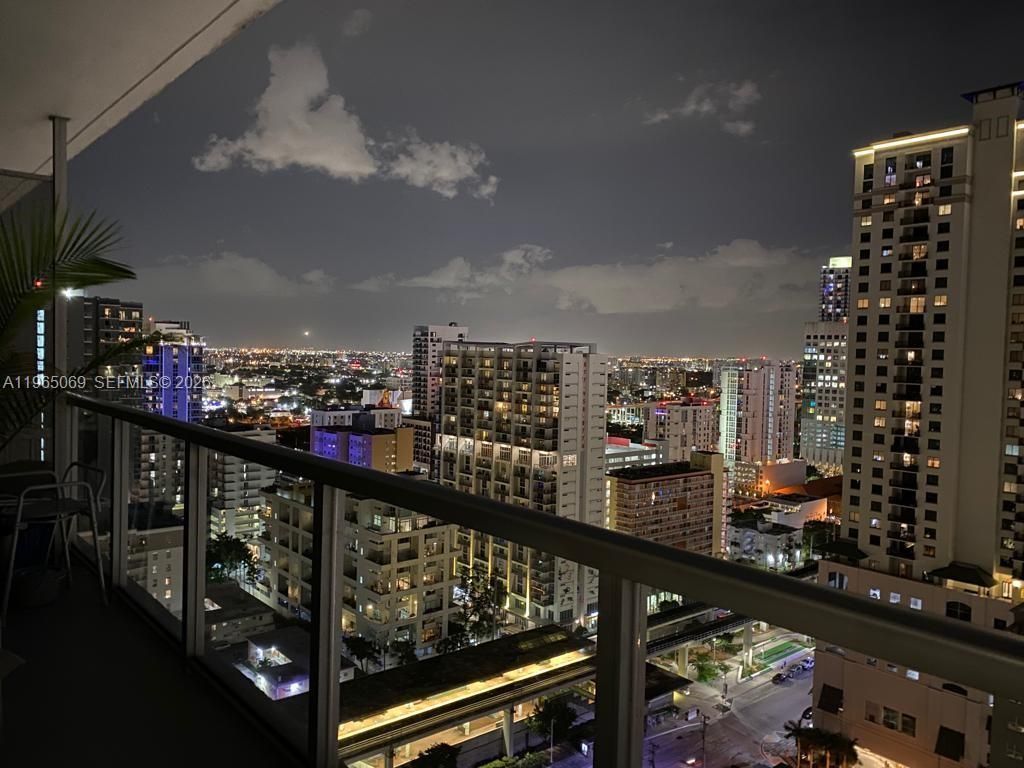 1111 SW 1st Ave , Unit 2622-N, Miami, FL 33130 Photo