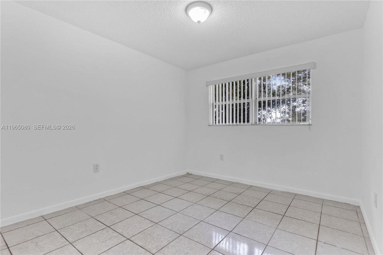 15619 SW 73rd Cir Ter, Unit 10-6, Miami, FL 33193 Photo