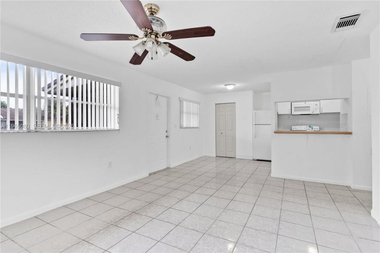 15619 SW 73rd Cir Ter, Unit 10-6, Miami, FL 33193 Photo