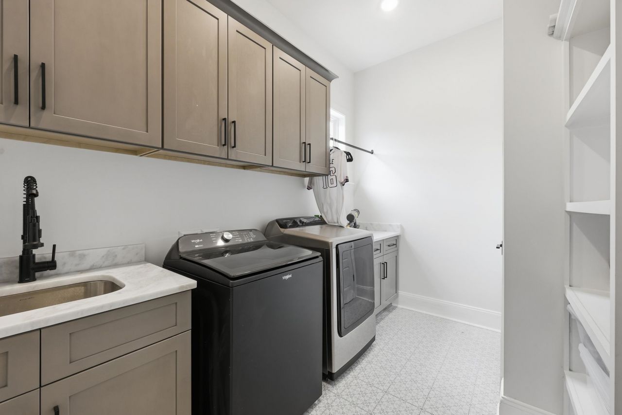 1087 East Isle Of Palms Ave. Photo 32