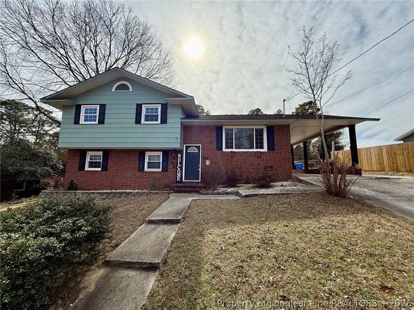 1440 Marlborough Road, Fayetteville, NC 28304