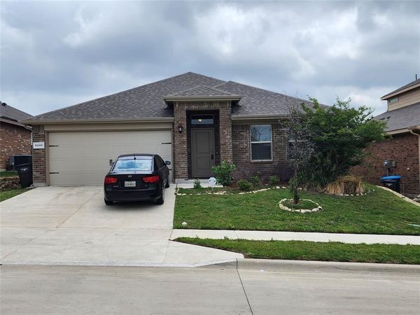 9240 Castorian Drive, Fort Worth, TX 76131