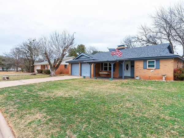 2517 Woodridge Drive, Abilene, TX 79605
