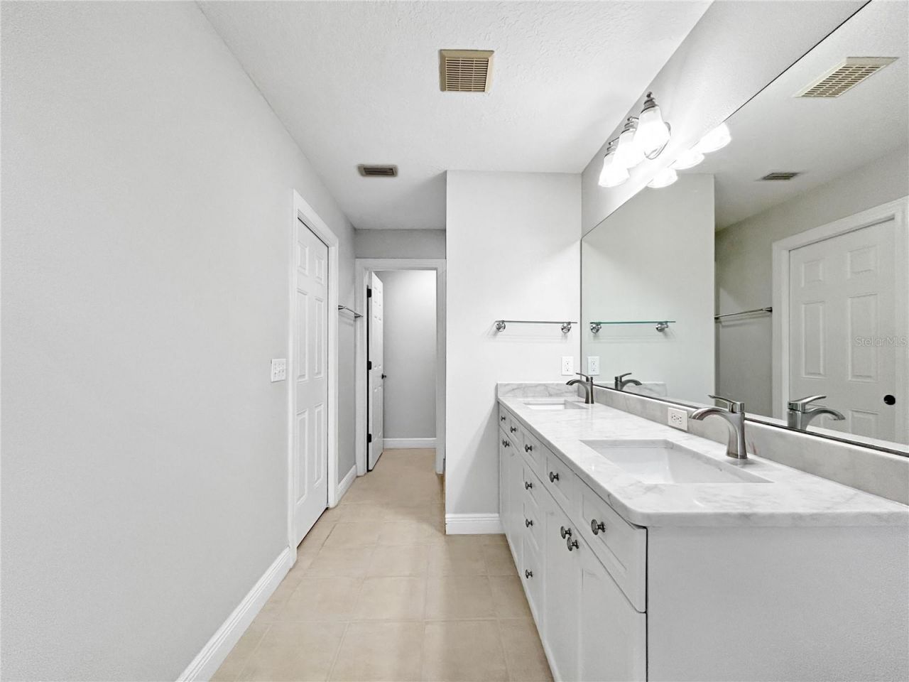 254 Valencia Circle, Saint Petersburg, FL 33716 Photo