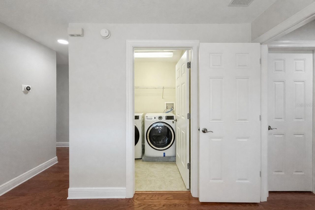 254 Valencia Circle, Saint Petersburg, FL 33716 Photo