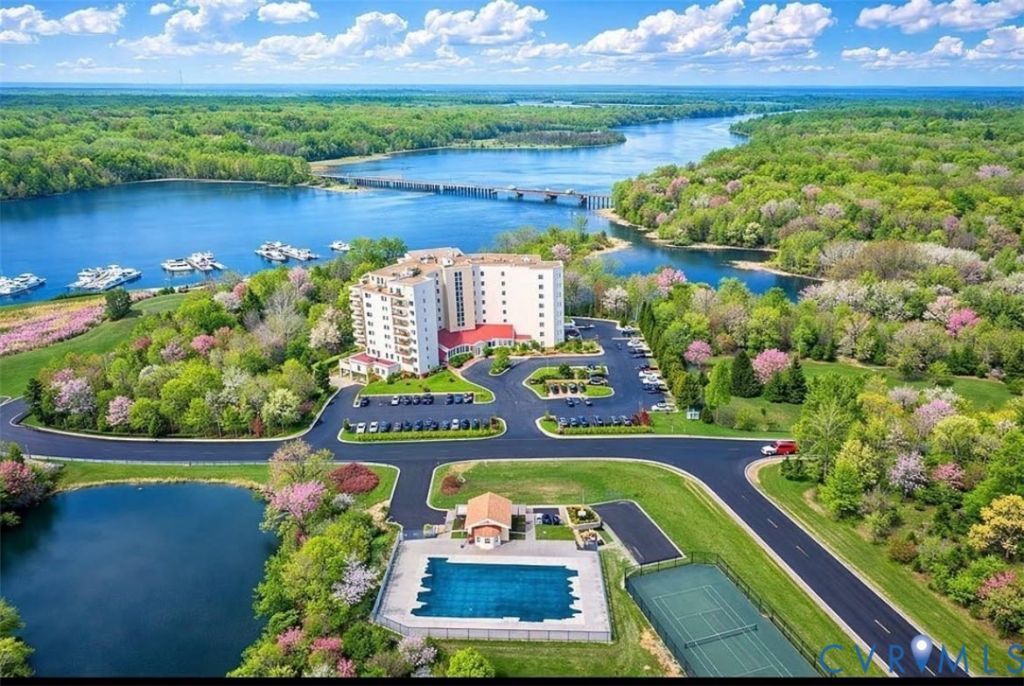 301 Beacon Ridge Drive Hopewell, VA 23860