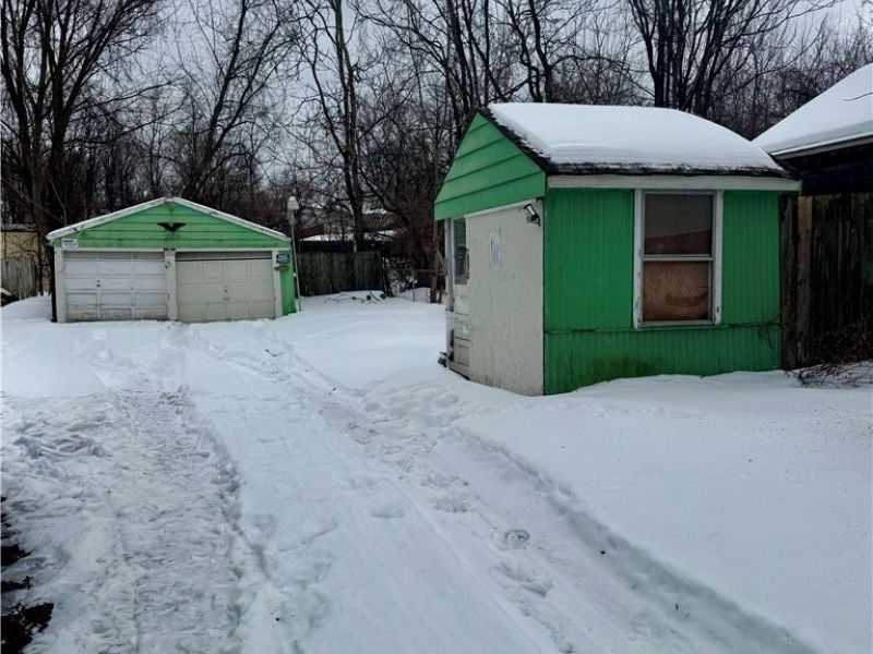 321 Randolph Street, Youngstown, OH 44509 Photo 3