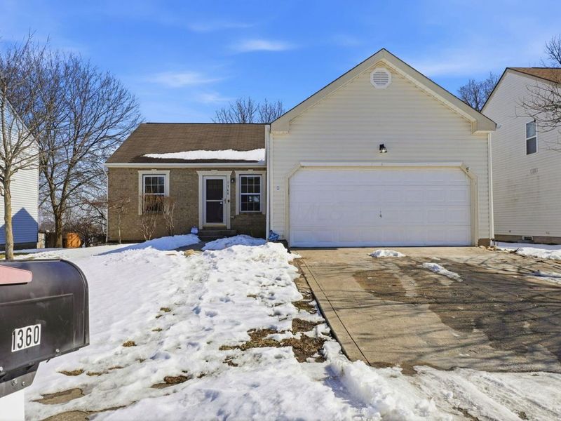 1360 Hafton Woods Drive, Columbus, OH 43204 Photo 2