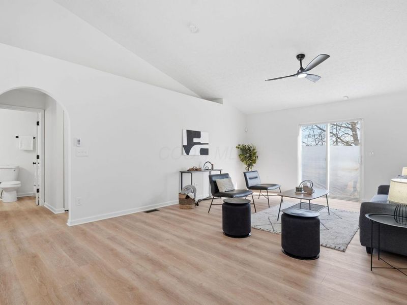 1360 Hafton Woods Drive, Columbus, OH 43204 Photo 22