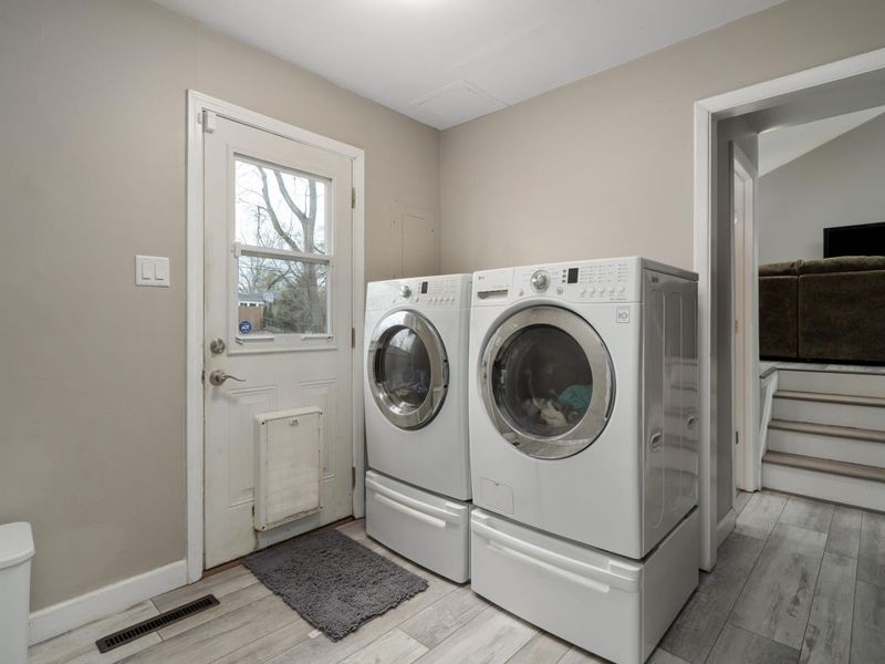 959 Caniff Place, Columbus, OH 43221 Photo 16