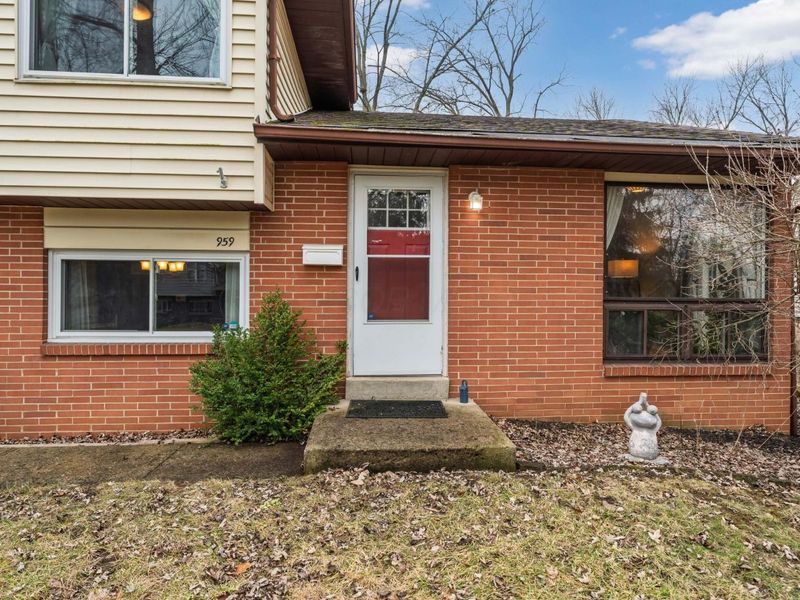 959 Caniff Place, Columbus, OH 43221 Photo 4