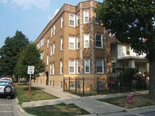 3436 W Leland Avenue, Unit 2W, Chicago, IL 60625