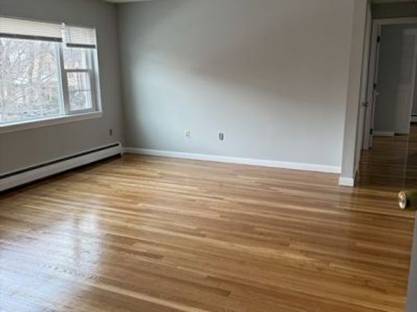 19 Creesy, Unit 1, Marblehead, MA 02145